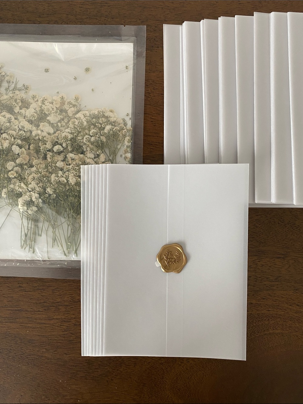 5x7 Vellum Card Wraps (95), Wax Seal Stickers (95), Dried Decor Flowers